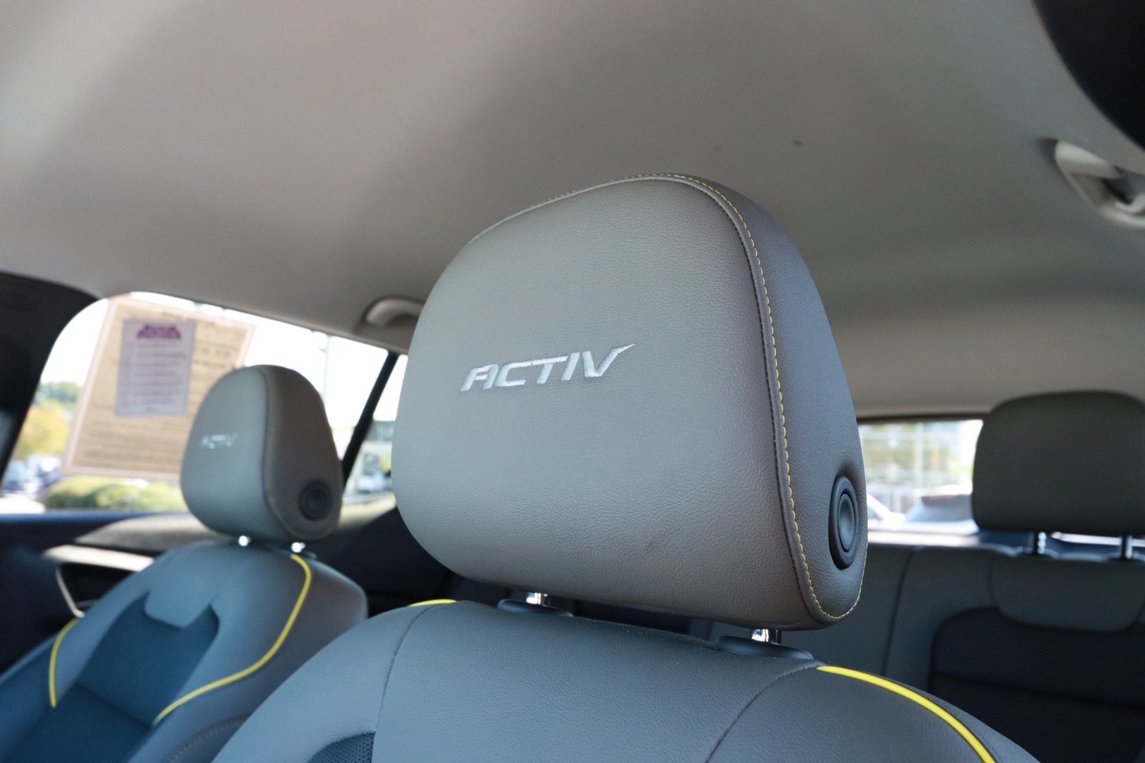 Used 2025 Chevrolet Trax ACTIV w/ Driver Confidence Package FWD image 19