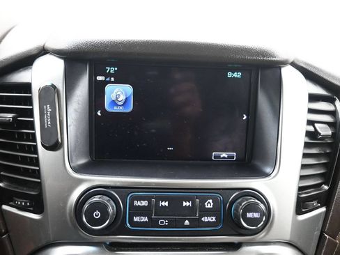 Used 2020 Chevrolet Suburban LT AWD/4WD image 20