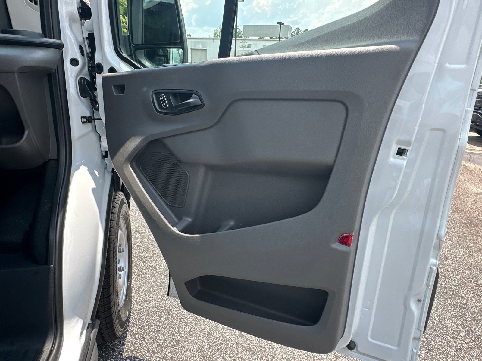 New 2026 Ford Transit 250 148 Medium Roof w/ Load Area Protection Package RWD image 14