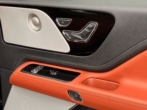 Used 2026 Lincoln Aviator Reserve image 22