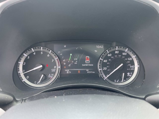 Used 2020 Toyota Highlander XLE AWD/4WD image 35