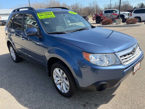 Used 2011 Subaru Forester 2.5X Premium w/ All-Weather Pkg image 7