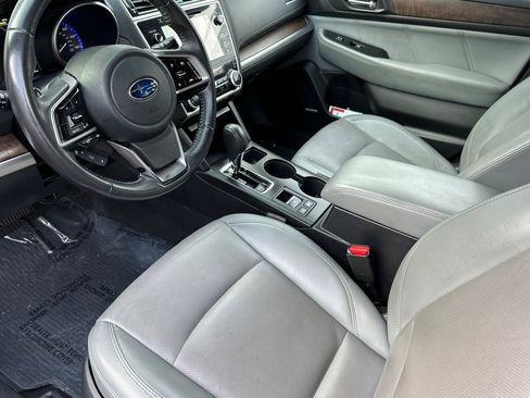 Used 2018 Subaru Outback 2.5i Limited image 10