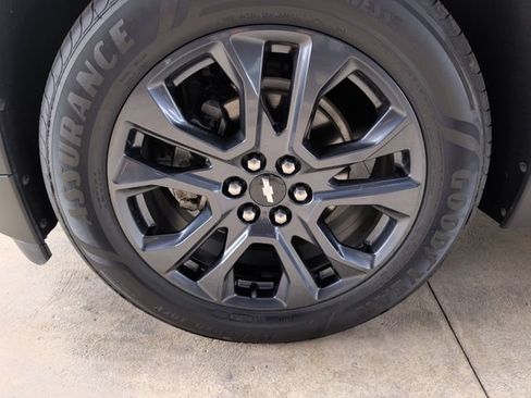 Used 2020 Chevrolet Traverse RS FWD image 24