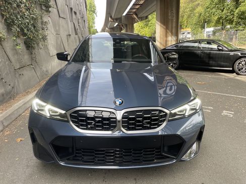 Used 2025 BMW M340i w/ Premium Package RWD image 9