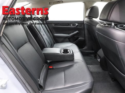 Used 2022 Honda Civic Touring image 23