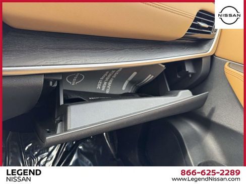 Certified 2021 Nissan Rogue Platinum image 32