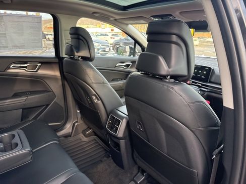New 2026 Kia Sportage EX w/ EX Panorama Roof Package image 15