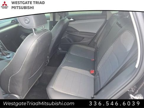 Used 2022 Volkswagen Taos SE AWD/4WD image 12
