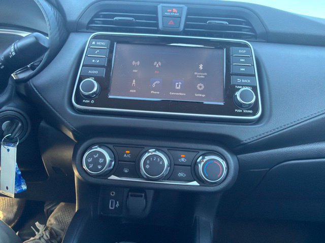 Used 2025 Nissan Versa S w/ Trunk Package FWD image 23
