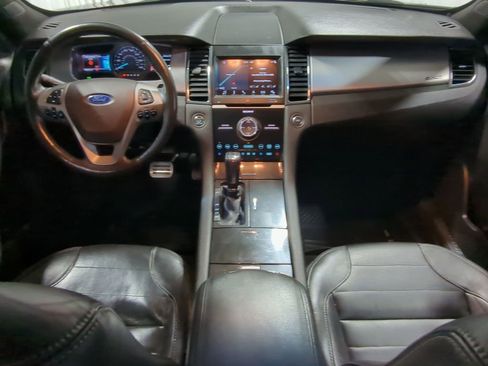 Used 2018 Ford Taurus SHO image 23