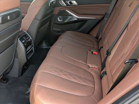 New 2026 BMW X5 M60i image 17
