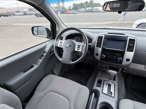 Used 2019 Nissan Frontier SV AWD/4WD image 17