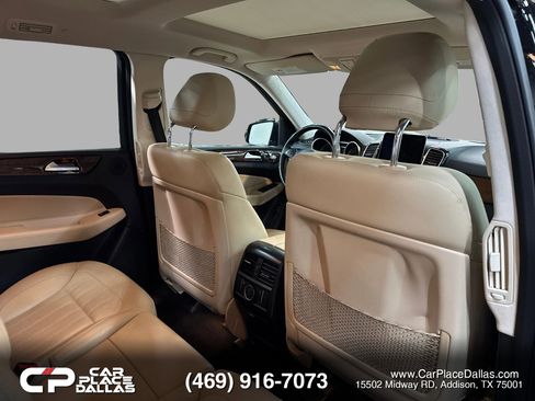Used 2018 Mercedes-Benz GLS 450 4MATIC w/ Premium Package image 36