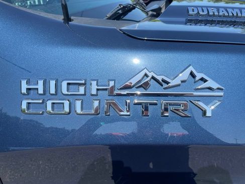 Certified 2023 Chevrolet Silverado 1500 High Country w/ Technology Package AWD/4WD image 9