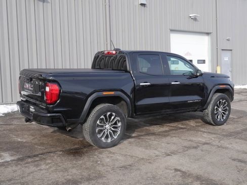 Used 2023 GMC Canyon Denali w/ Denali Black Edition image 13