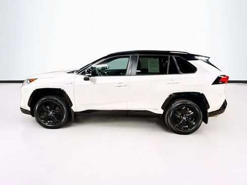 Used 2021 Toyota RAV4 XSE image 4