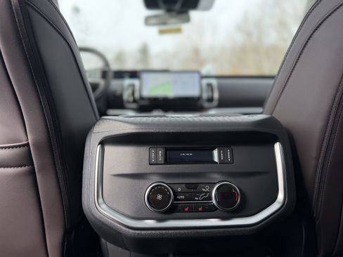 New 2025 Ford Expedition Platinum w/ Platinum Ultimate Package image 22