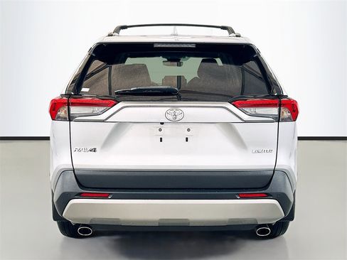 Used 2023 Toyota RAV4 Limited image 5