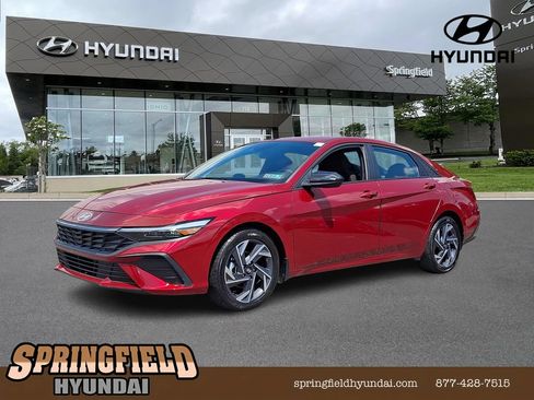Certified 2025 Hyundai Elantra Sport FWD image 1