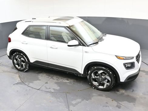 New 2026 Hyundai Venue SEL image 52