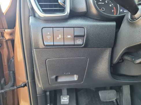 Used 2021 Kia Sportage EX FWD image 25
