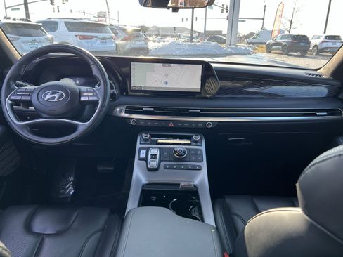 Used 2024 Hyundai Palisade Calligraphy image 23