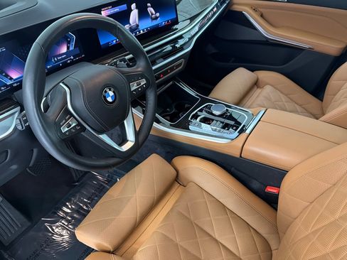 Certified 2024 BMW X5 sDrive40i w/ Premium Package RWD image 4