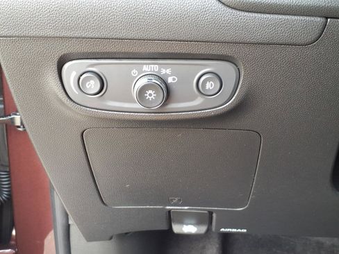 Certified 2023 Buick Encore GX Preferred w/ Cold Weather Comfort Package FWD image 16