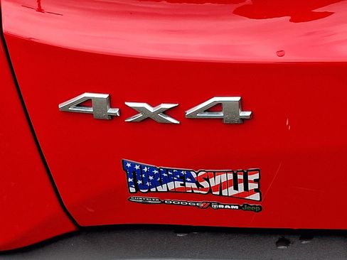 Certified 2023 Jeep Renegade Latitude AWD/4WD image 16