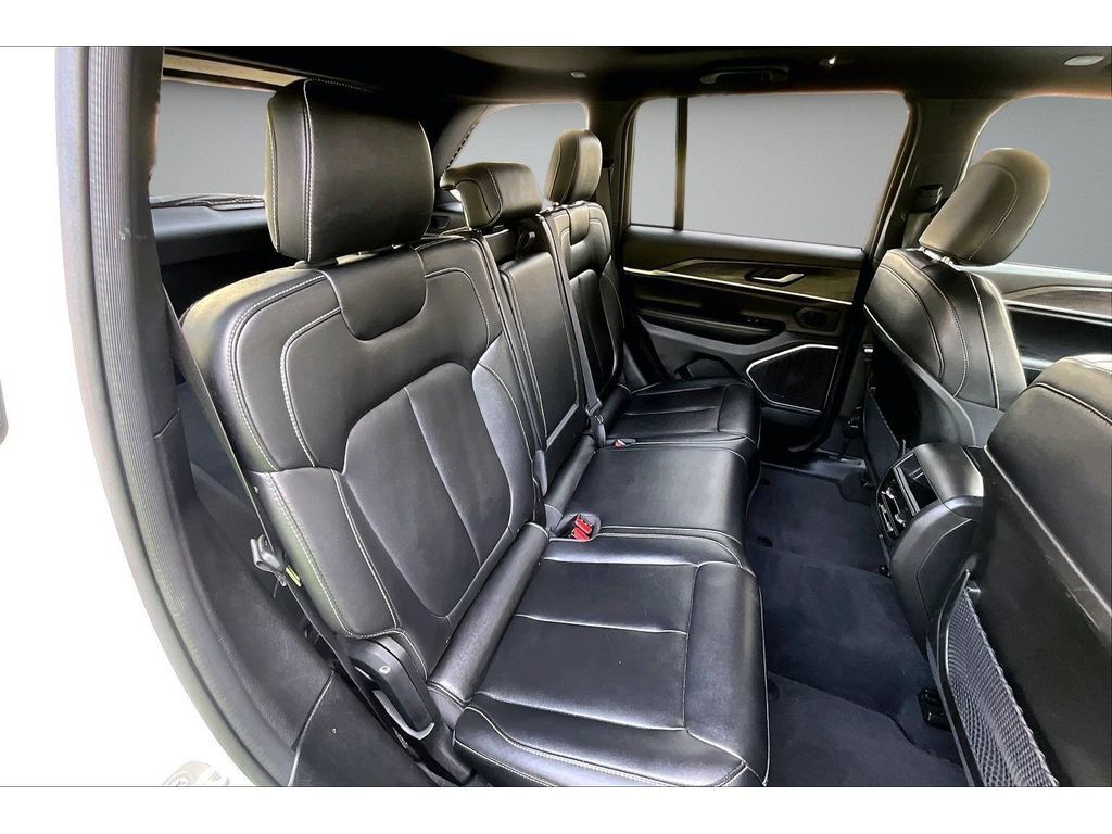 Used 2024 Jeep Grand Cherokee Limited 4xe AWD/4WD image 42