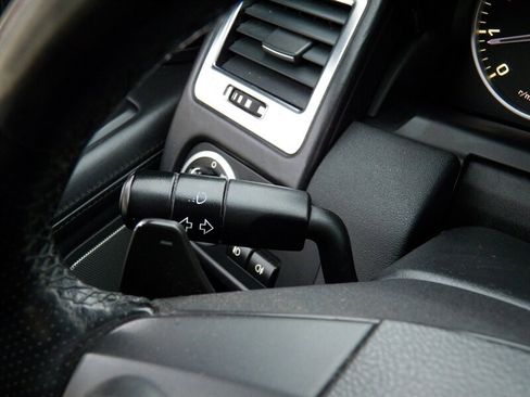 Used 2011 Land Rover Range Rover Sport Supercharged image 30