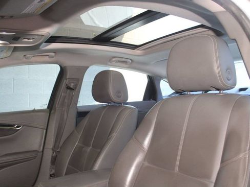 Used 2019 Chevrolet Impala LT w/ Sunroof and Spoiler Package FWD image 17