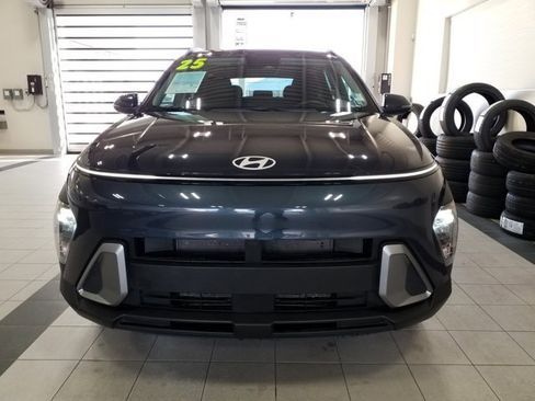 Certified 2025 Hyundai Kona SEL image 19
