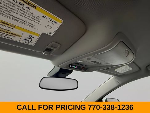 Used 2022 GMC Terrain SLT AWD/4WD image 26