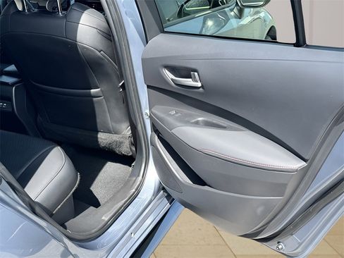 Used 2025 Toyota Corolla SE image 29