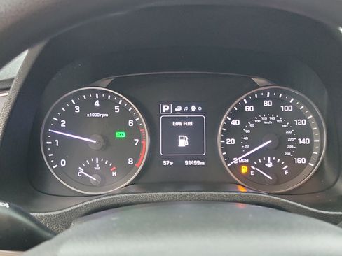 Used 2018 Hyundai Elantra SEL image 9