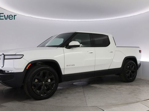 Used 2023 Rivian R1T Adventure image 18