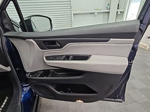 Used 2024 Honda Odyssey EX-L image 39