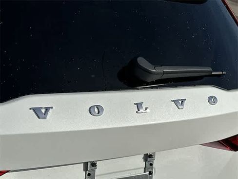 Used 2025 Volvo V60 B5 Cross Country Plus image 20