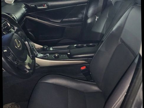 Used 2020 Lexus IS 300 F Sport image 17