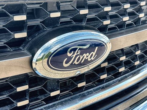 Used 2021 Ford F150 King Ranch w/ Equipment Group 601A High AWD/4WD image 16