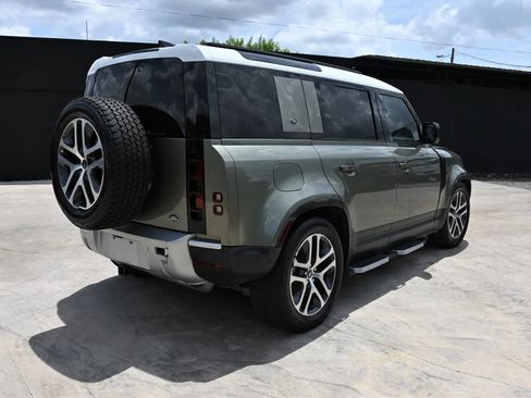 Used 2022 Land Rover Defender 110 S AWD/4WD image 5