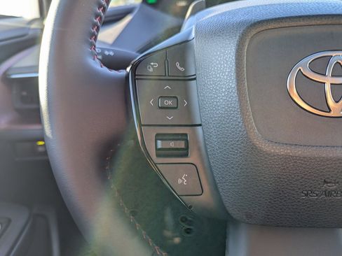 Used 2026 Toyota Prius Plug-In Hybrid image 26