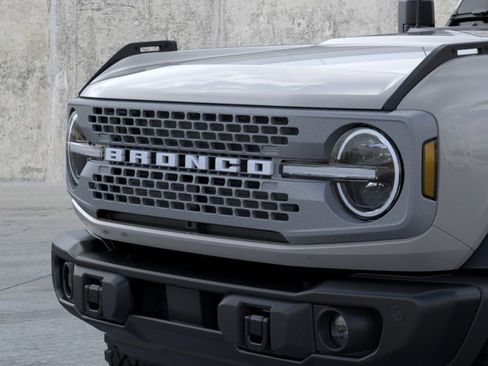 New 2026 Ford Bronco Badlands w/ Sasquatch Package AWD/4WD image 19