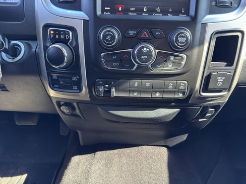 Used 2018 RAM 1500 Big Horn image 12