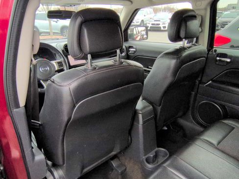 Used 2014 Jeep Patriot Latitude w/ Freedom Edition Package image 19