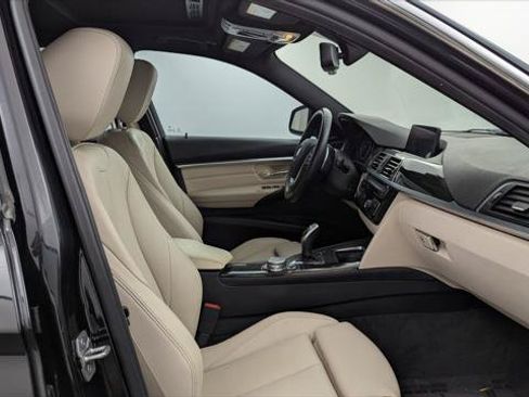 Used 2016 BMW 340i xDrive Sedan AWD/4WD image 22