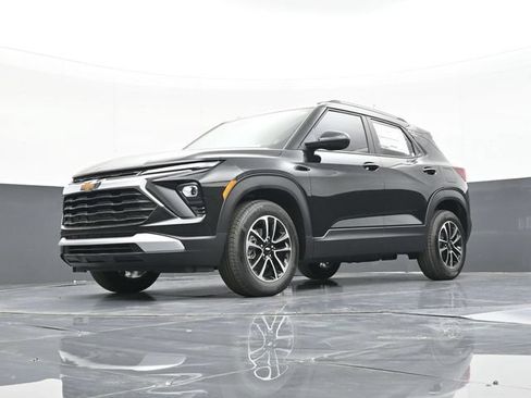 New 2026 Chevrolet TrailBlazer LT w/ Driver Confidence Package FWD image 46