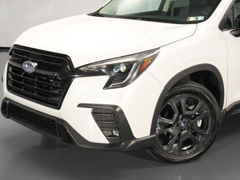 Used 2024 Subaru Ascent Onyx Edition AWD/4WD image 4